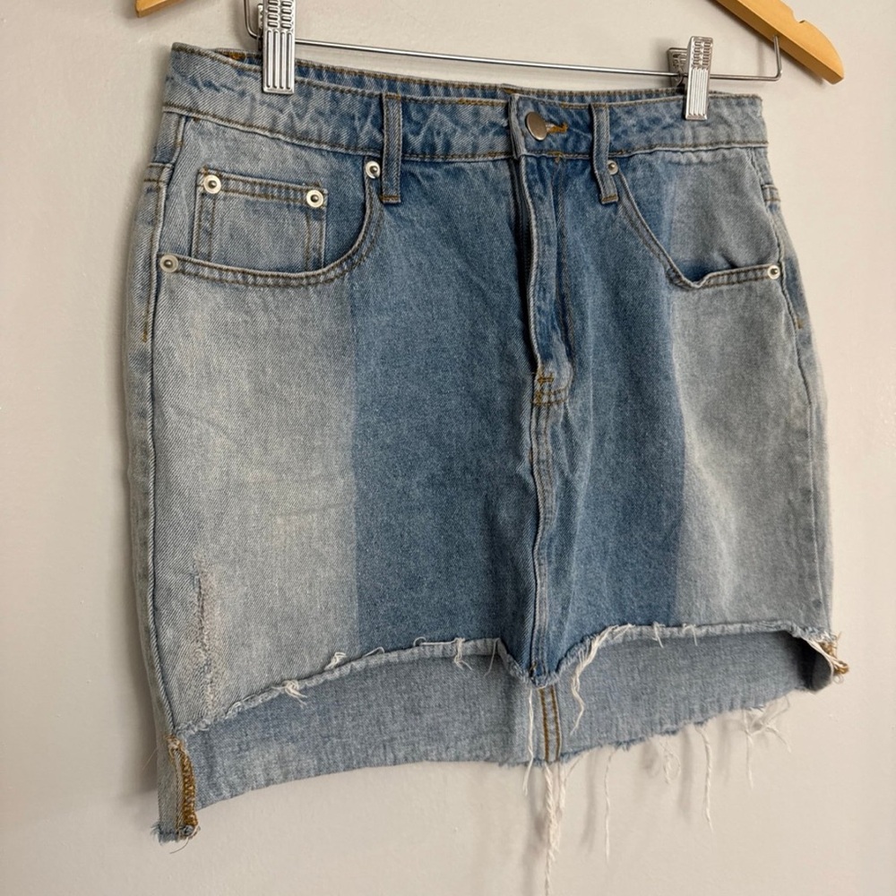MOVING SALE - Fashion Nova Two-Toned Denim Mini Skirt - Picture 6 of 13